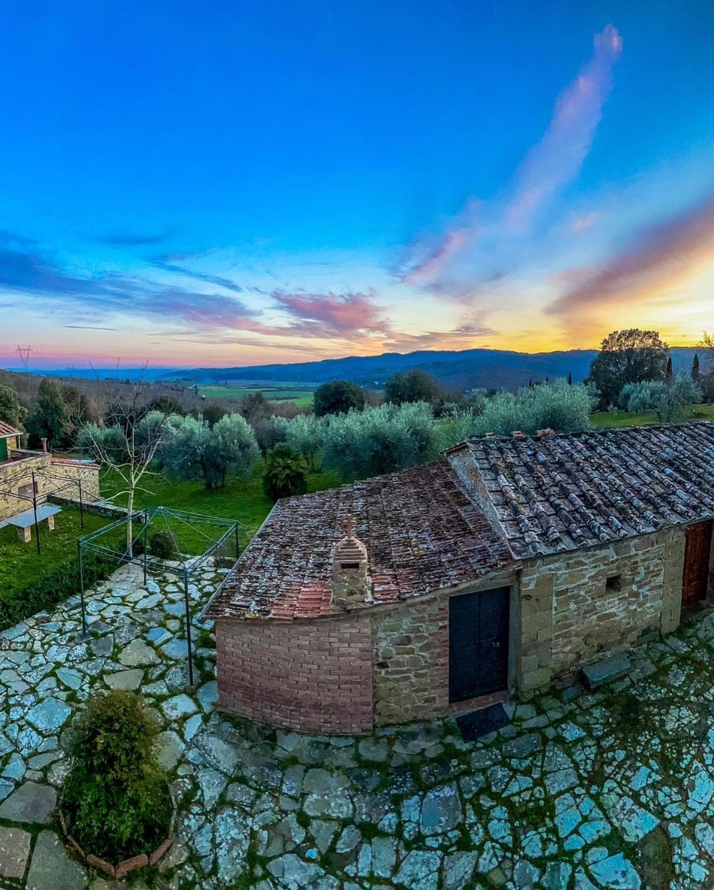 Agriturismo I Poggilunghi Civitella in Val di Chiana Luaran gambar